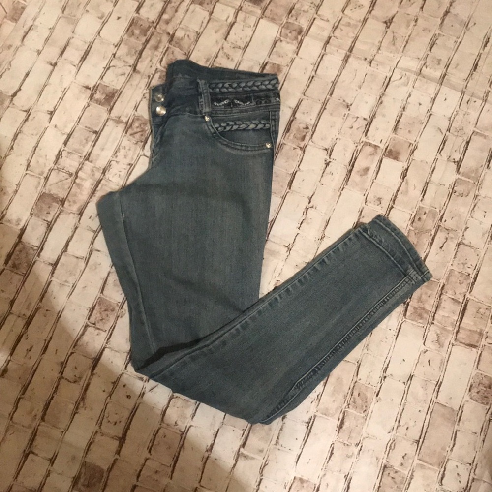 L square pants